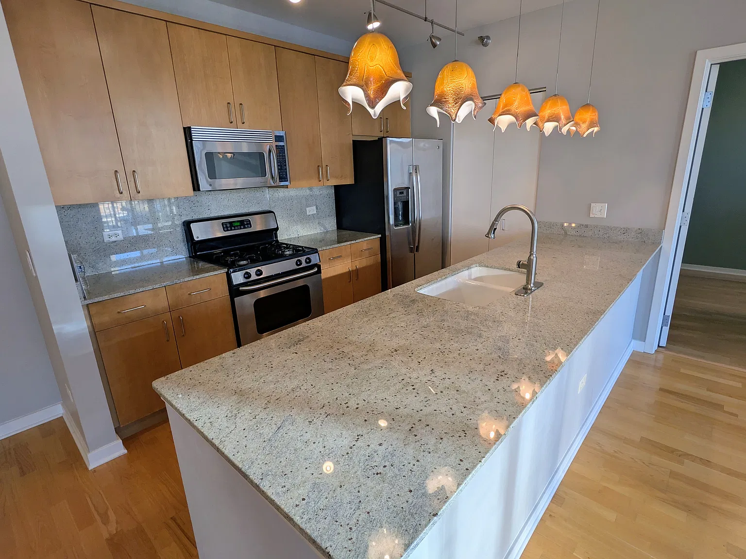 2 bed, 1236 sqft, $3,495 — Photo 2