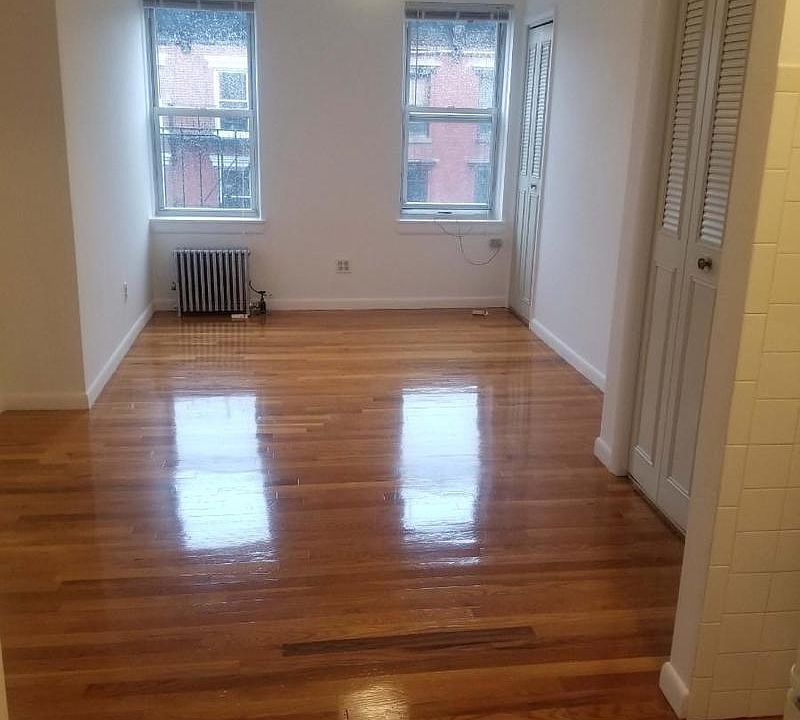 1st image of 508 E 5th St APT 14