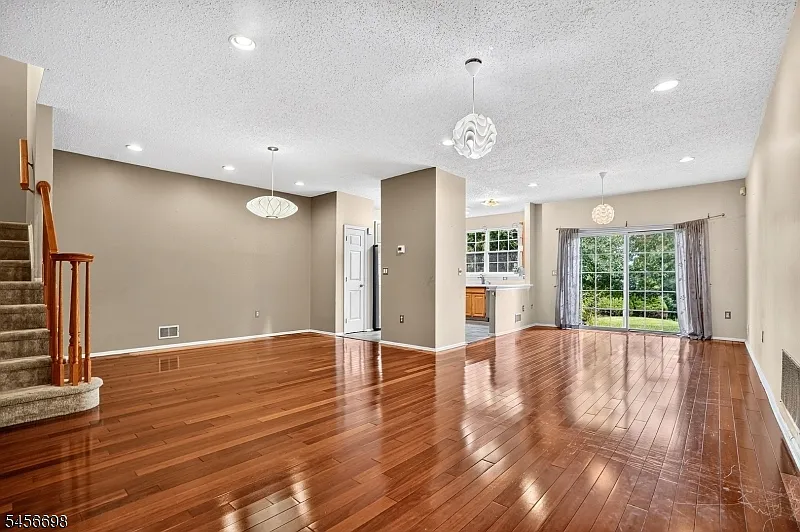 2 bed, 2.5 bath, $3,500 — Photo 1
