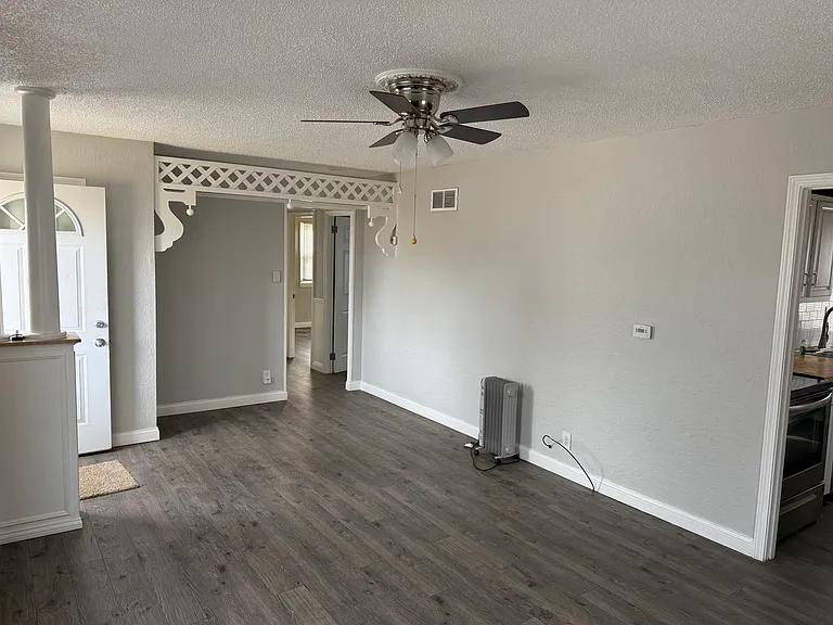 926 W Ridgemont Rd — Photo 3