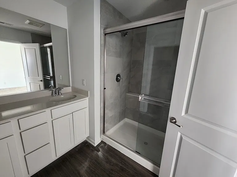 1033 Atterberg Rd — Photo 18