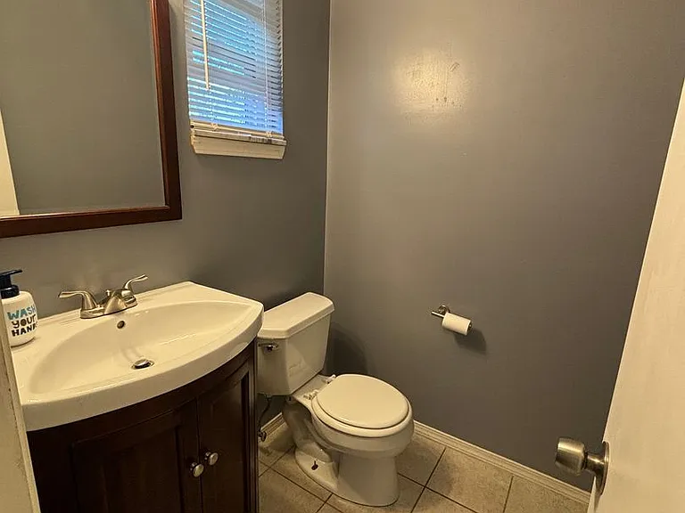 237 Sleepy Hollow Rd — Photo 9
