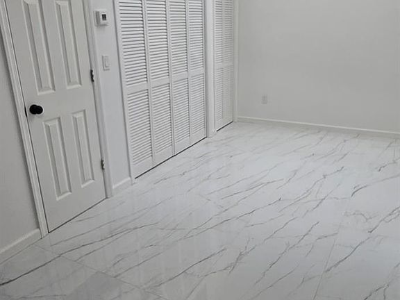 5th image of 20 Borghaus Rd