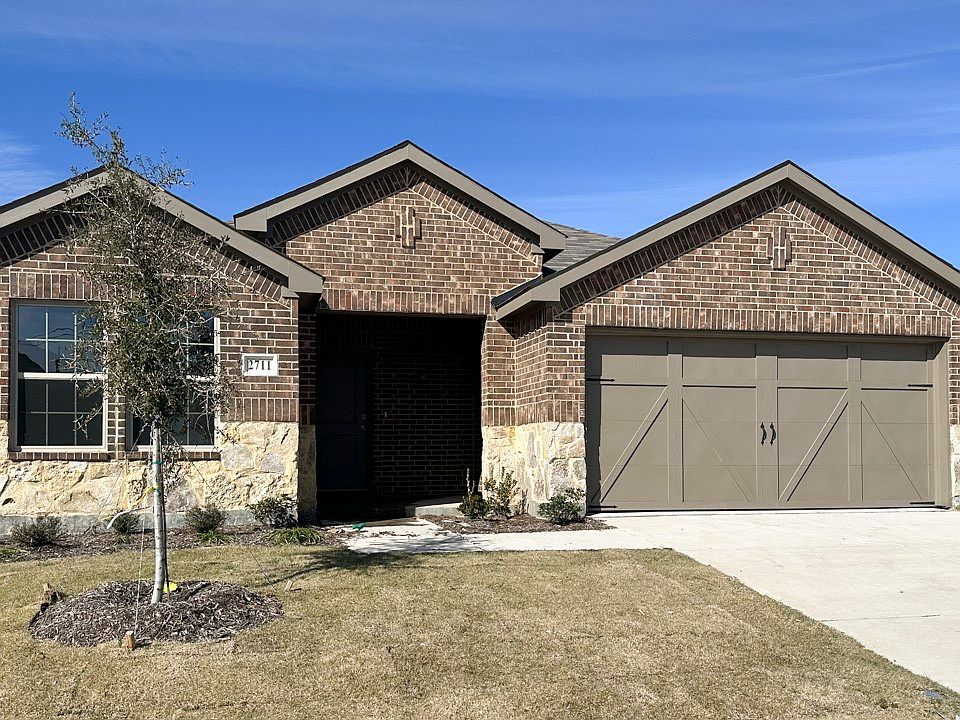 1st image of 2711 Knollwood Trl