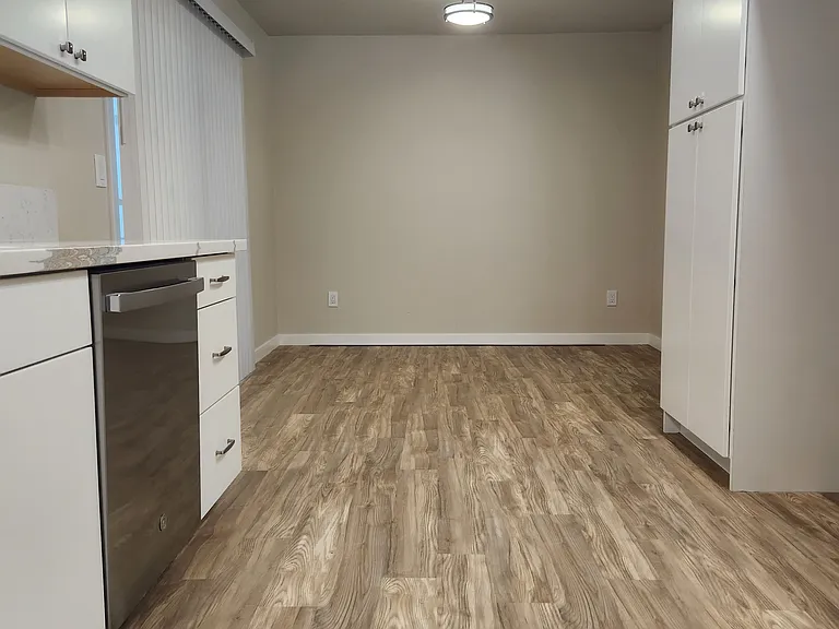 9425 Emerald Vista Dr — Photo 4