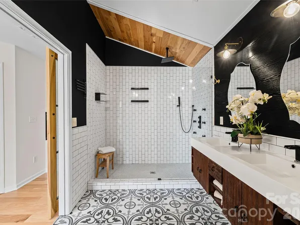 3110 Tanzanite Cir, Fort Mill, SC 29708