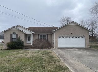 361 W Doak Rd, Manchester, TN 37355