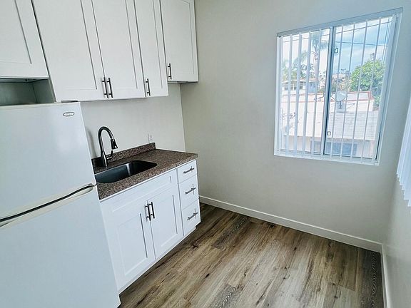 5th image of 159 Saint Joseph Ave #161-B