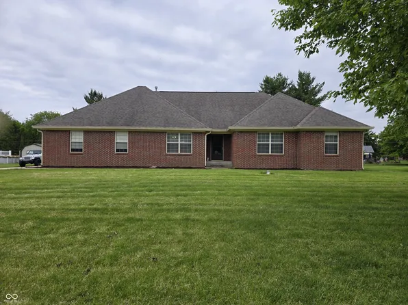 3393 W Sunset Dr N, Greenfield, IN 46140