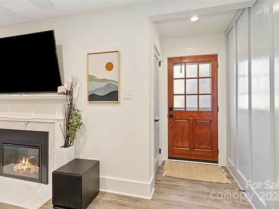 5th image of 710 East Ave