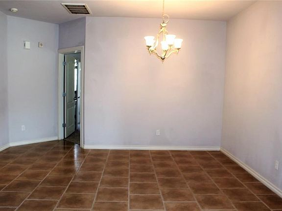 5th image of 224 Kristy Dr