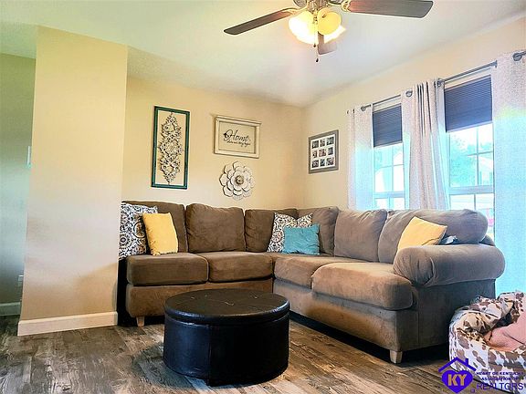 4th image of 105 Dewberry Court