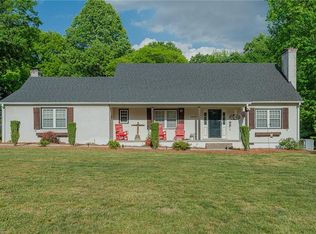 3845 Ranchwood Dr, Clemmons, NC 27012