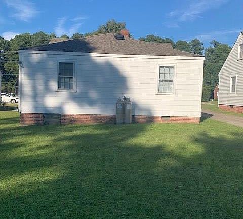 4th image of 409 Jefferson St