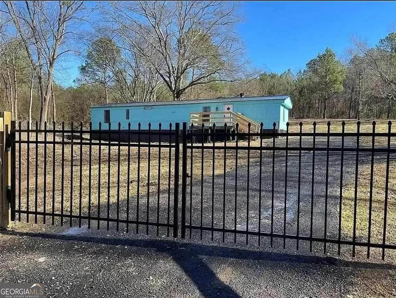 262 Blacks Bluff Rd SW photo 1