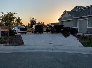 10052 Lorae Ct, Elk Grove, CA 95624