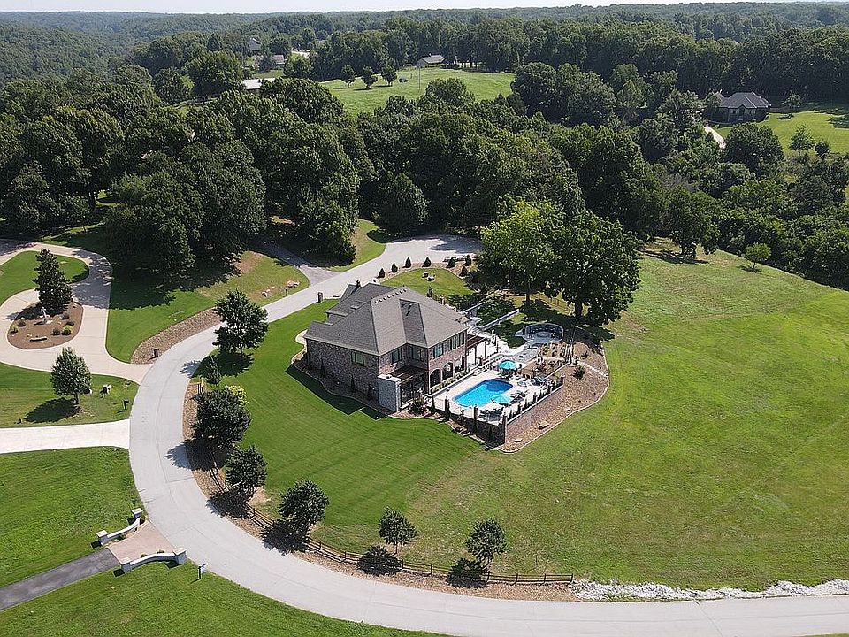 1st image of 8212 Houdan Way