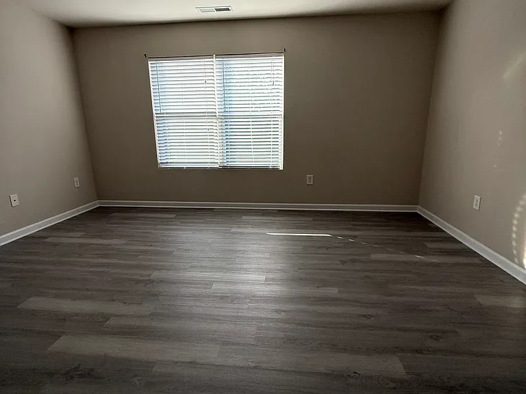 2916 Berkeley Springs Pl — Photo 13