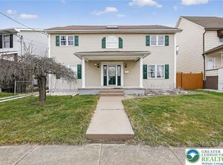 411 Moosic Rd, Old Forge, PA 18518