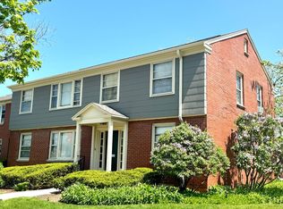 131 W Silver Spring Dr #14, Milwaukee, WI 53217