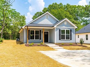 302 River Rd, Selma, NC 27576