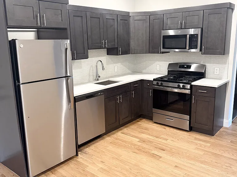 327 Totowa Rd #207 — Photo 5