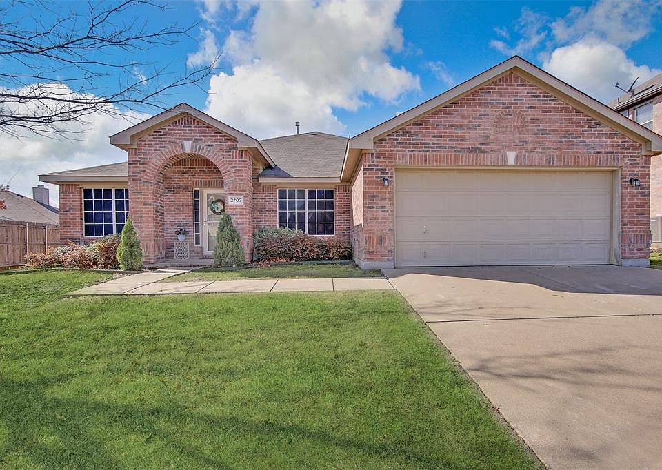 1st image of 2703 Logan Dr