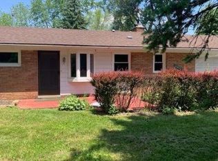 112 Kirk Lane Dr, Troy, MI 48084