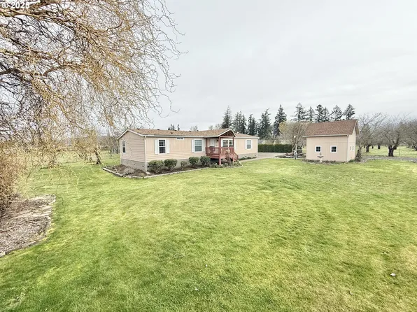 9679 Wells Landing Rd, Independence, OR 97351