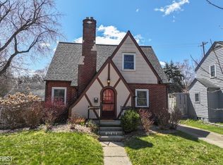 2102 Mountain Ave, Flint, MI 48503