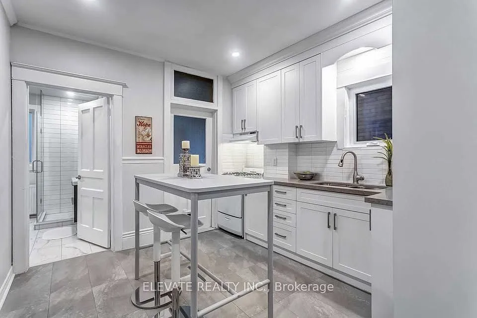 2 bed, $2,800 — Photo 3