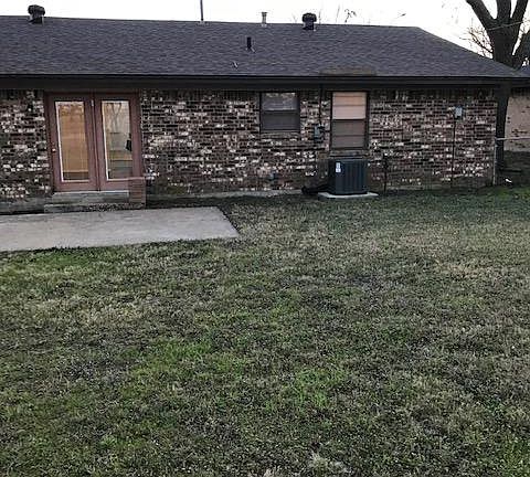 3rd image of 3501 Briercliff Dr