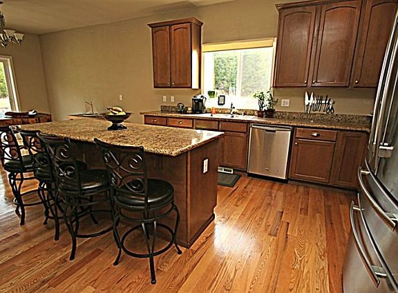5th image of 15430 Champion Estates Dr SE