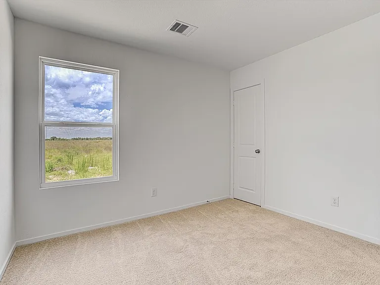 390 Lucia Way — Photo 27