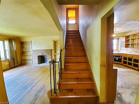 4th image of 9902 Park Heights Ave
