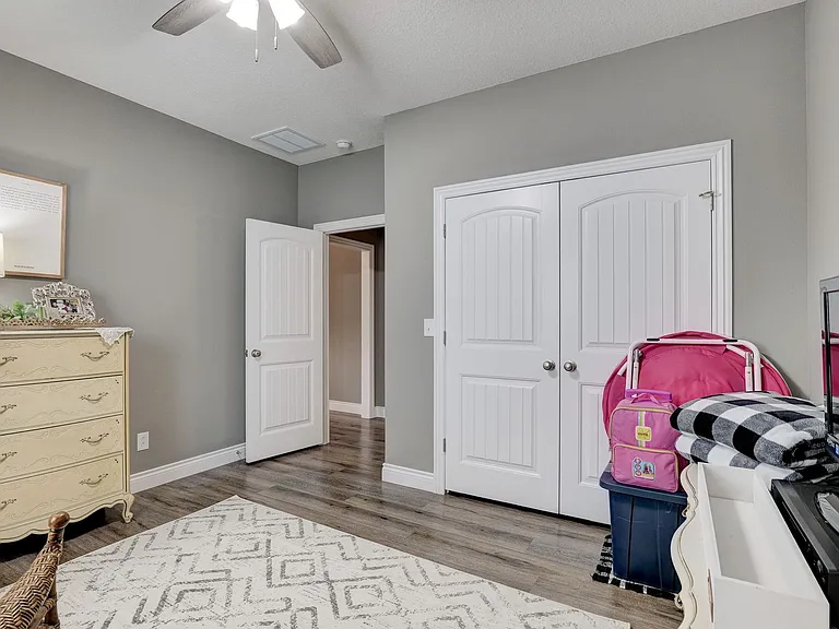 620 Applewood Ln — Photo 22