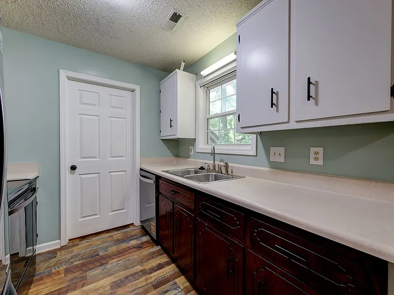 3253 N Senseney Cir — Photo 43