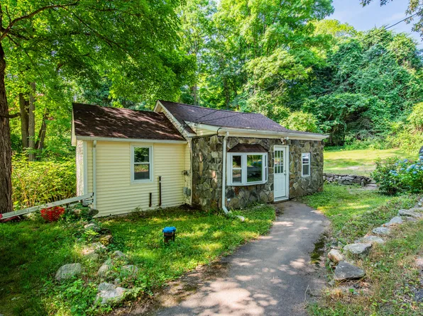 353 Oak Trail, Coventry, CT 06238