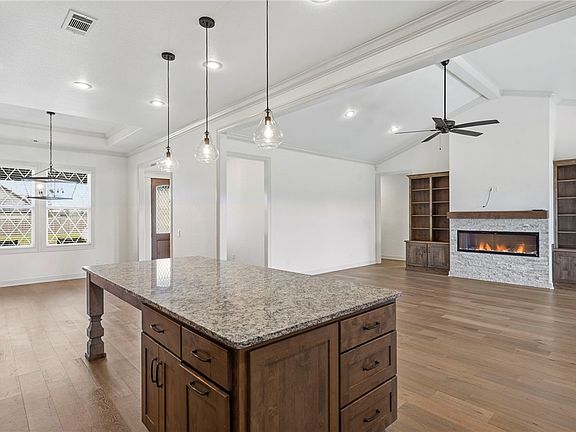 2nd image of 18157 Pepper Hills Dr