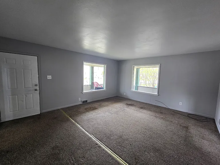 216 Courtland St #1 — Photo 3