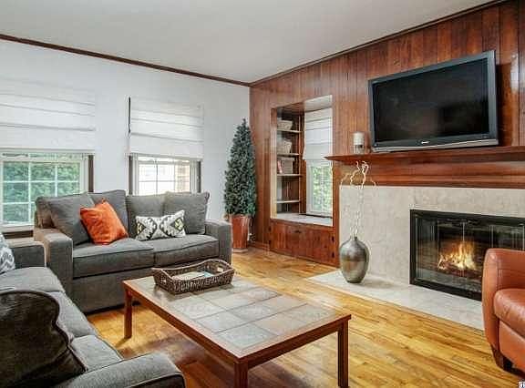 4th image of 3720 Corta Calle St