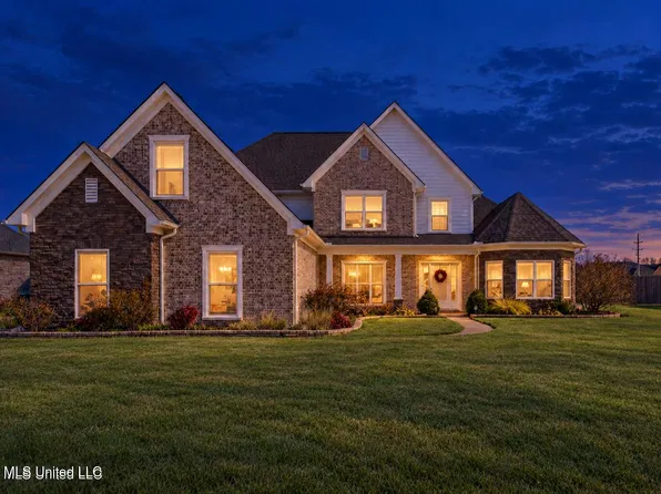 1108 Merloun Dr, Olive Branch, MS 38654
