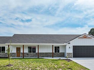 409 Broadway St, Belvue, KS 66407