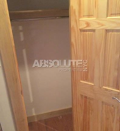 4th image of 2 Saint Nicholas Pl APT 33