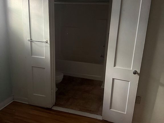 4th image of 4123 C St