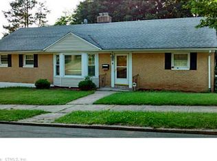 4 Roger White Dr, New Haven, CT 06511