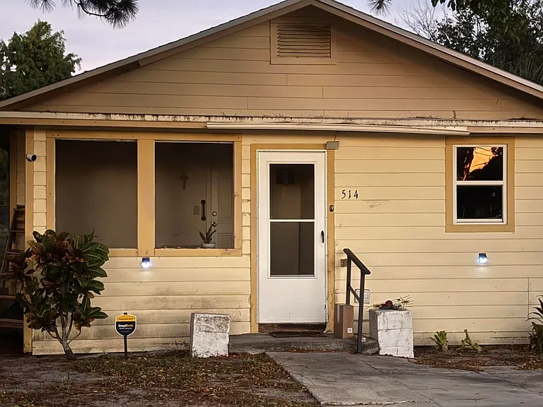 516 Donley St — Photo 9
