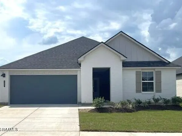 107 Acadian Falls Dr, Broussard, LA 70518