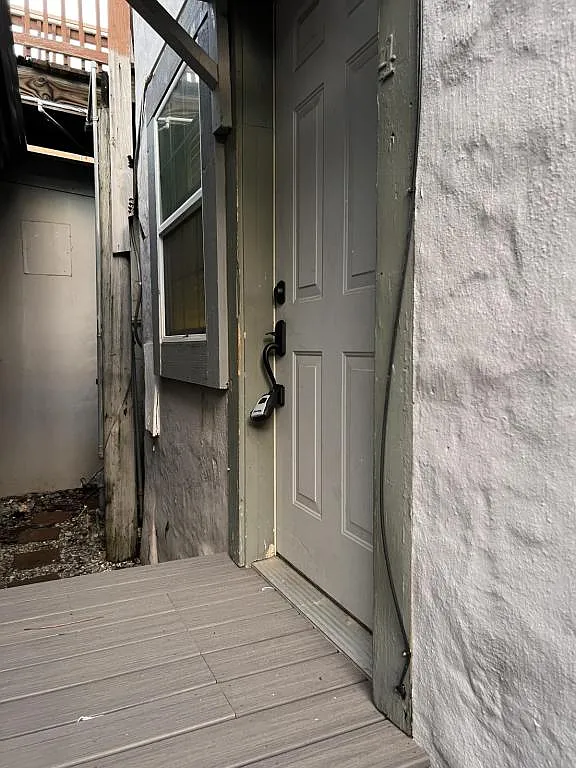 887 Reservoir Street — Photo 1