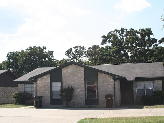 2nd image of 1307 University Oaks Blvd